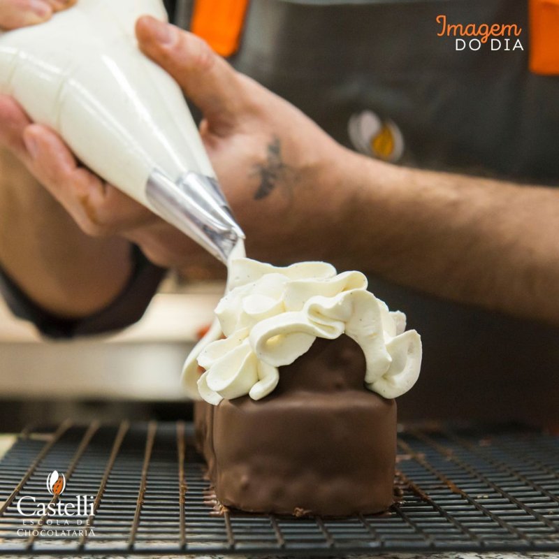 Chocolate in creative confectionery.